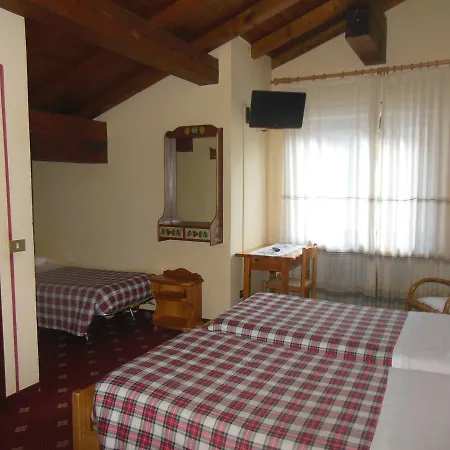 Hotel Alleghe Szálloda